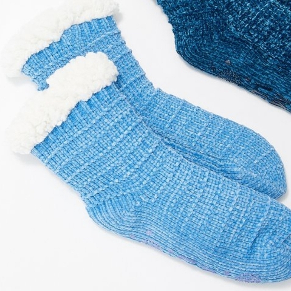 New L/XL Winter Blue Jojoba Infused Chenille Socks | Gift Giving
